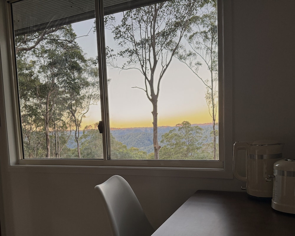 Deluxe Cabin, 1 Queen Bed, Balcony, Mountain View photo 3