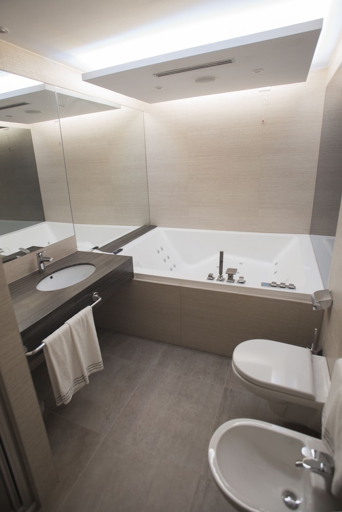 Junior Studio Suite photo 2