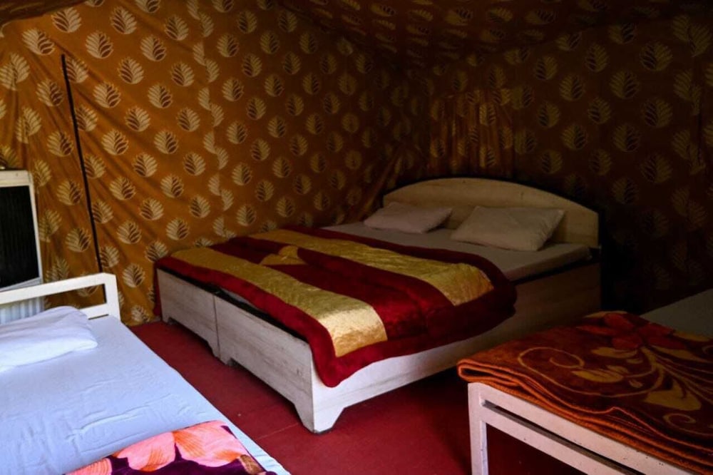 Executive Tent