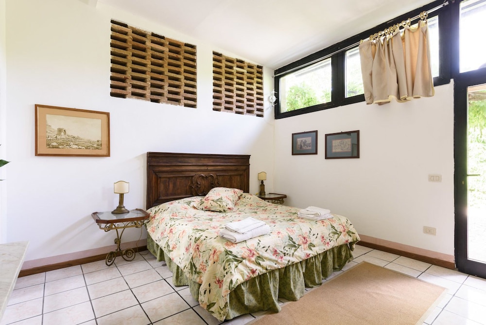 Family Apartment, 2 Bedrooms photo 1