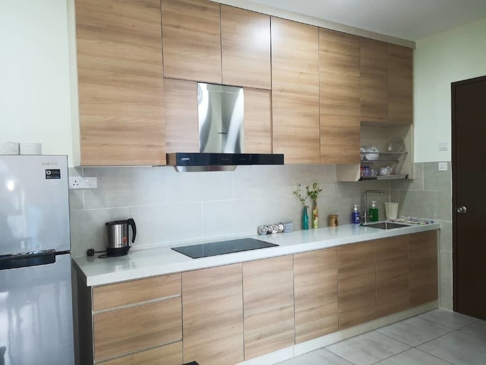 2 Bedroom Apartment (Unit 1) photo 3