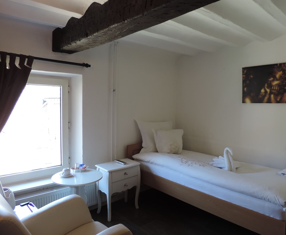 Comfort Suite photo 2