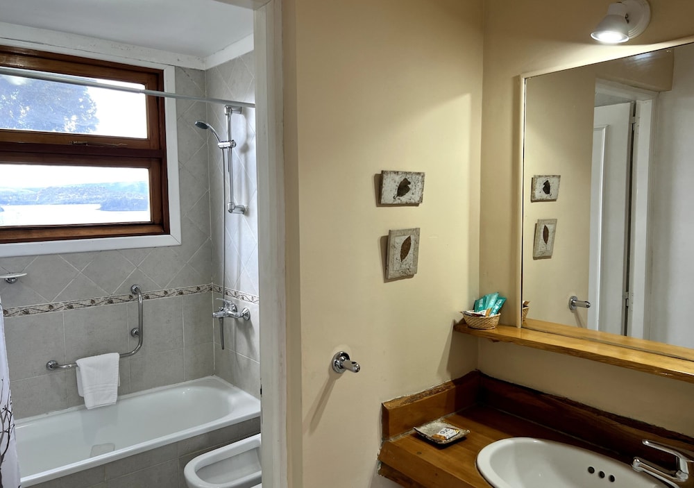 Basic Triple Room photo 3