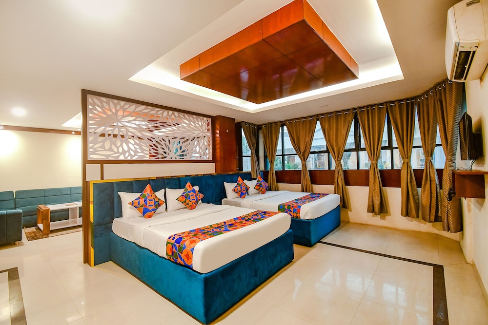 Luxury Suite photo 1