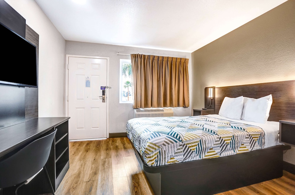 Motel 6-San Bernardino, CA - South, Photo 2