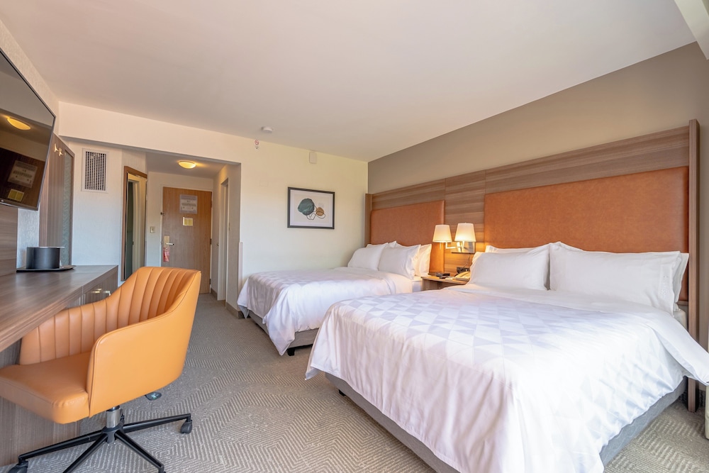 Standard Room, 2 Double Beds, Pool View