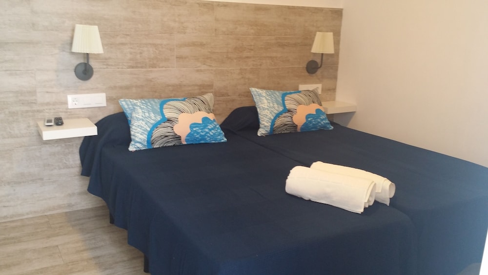 Standard Twin Room photo 3
