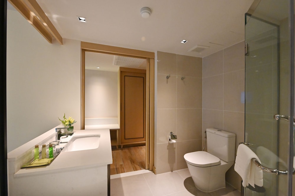 Deluxe Twin Room - Photo 18