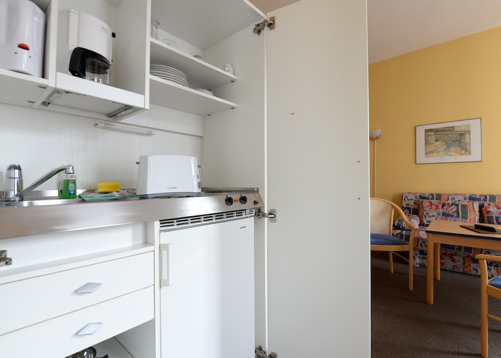 Apartment, 1 Bedroom, Balcony (south side) photo 2