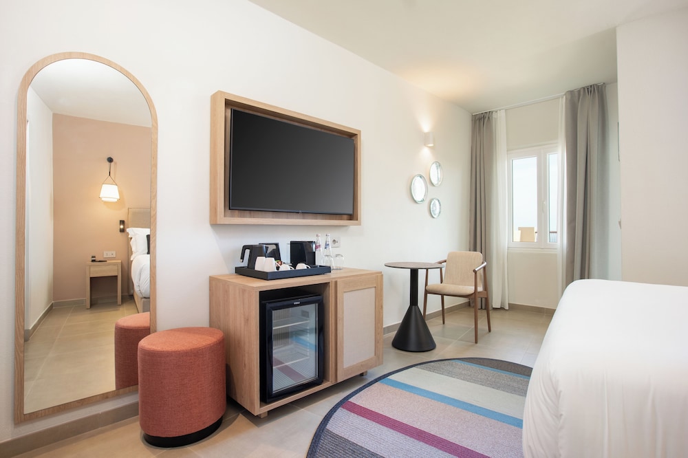 Standard Double Room, Sea View photo 3