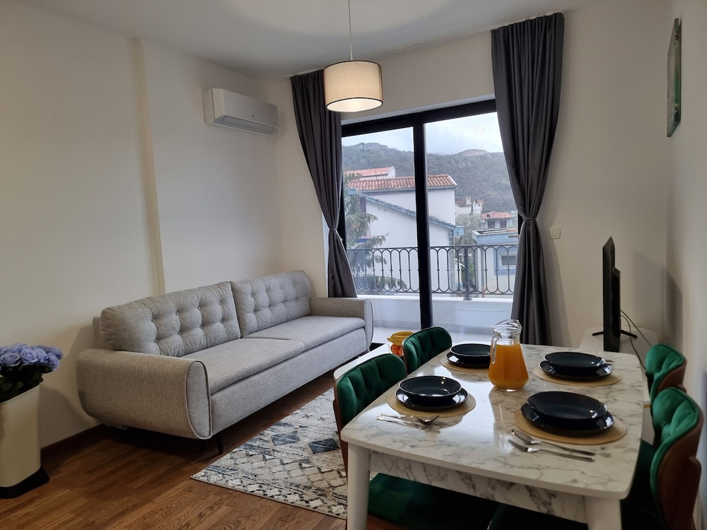 Luxury Apartment, 1 Bedroom (A1) - Photo 7