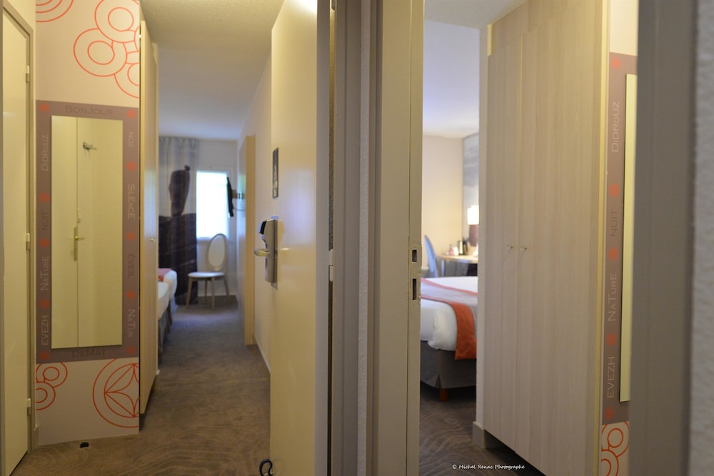 Family Room, Multiple Beds, Non Smoking, Connecting Rooms photo 1