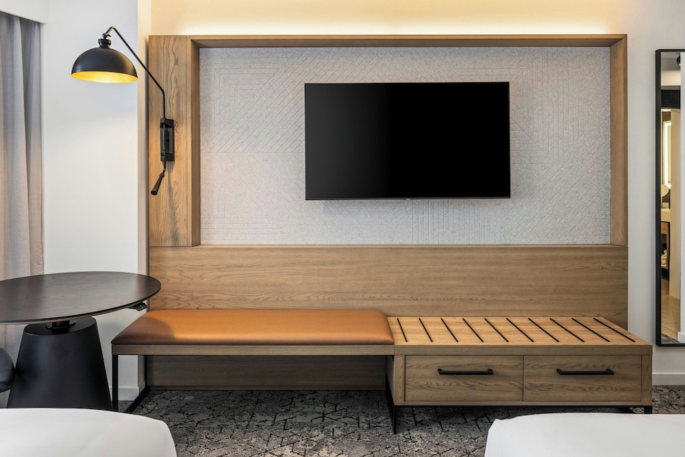 Room, 2 Double Beds - Photo 2