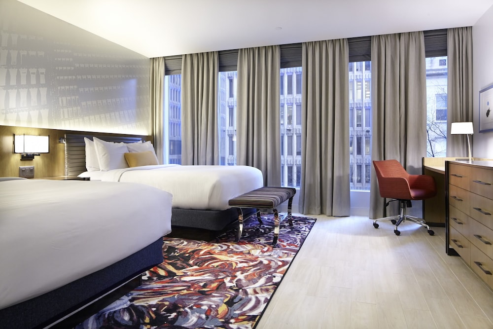 Standard Room, 2 Queen Beds (Peachtree Street View) photo 3