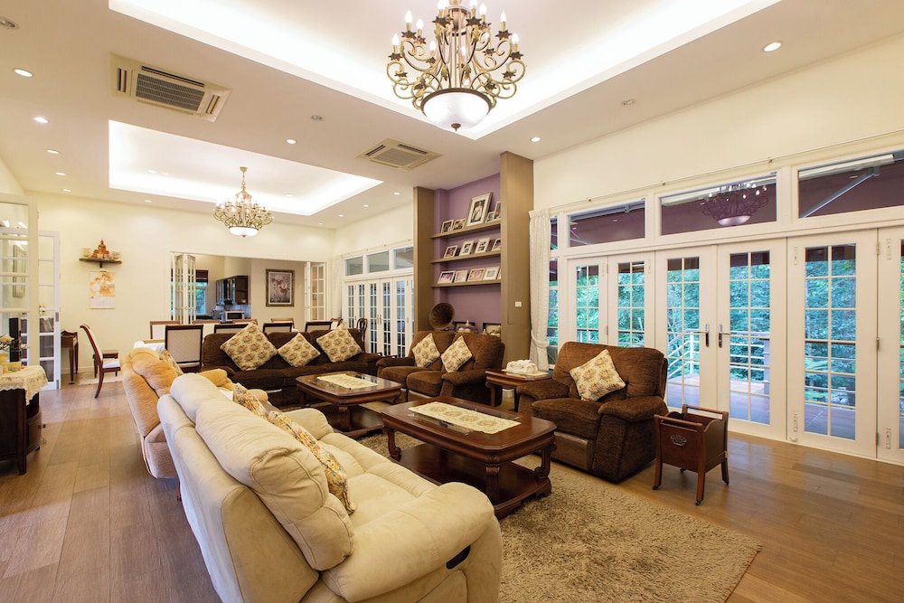 Family Villa