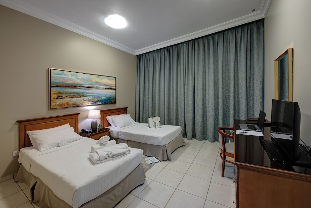 Superior Apartment, 1 Bedroom, Kitchen, City View