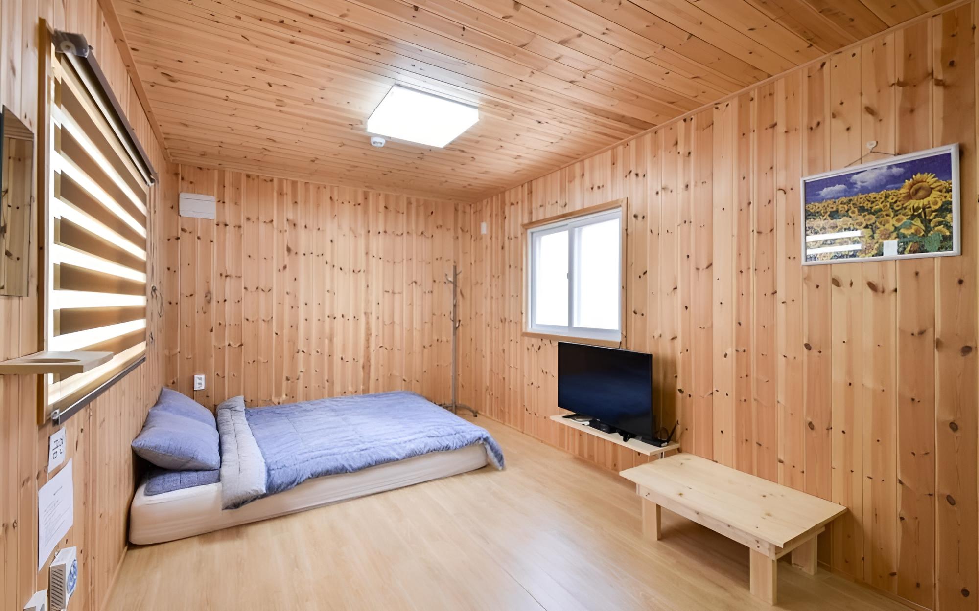 Room (Room 2 (Unshared House)) photo 1