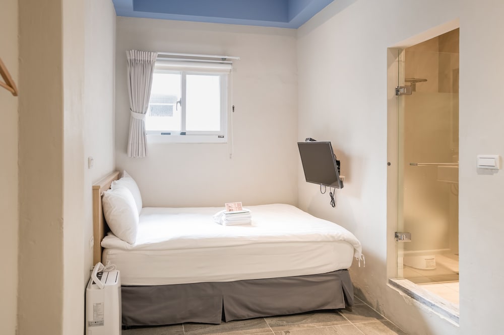 Standard Double Room, 1 Double Bed - Photo 4