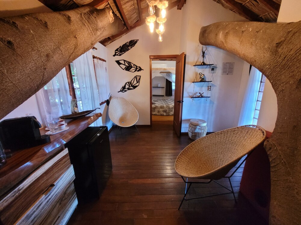 Deluxe Tree House photo 2