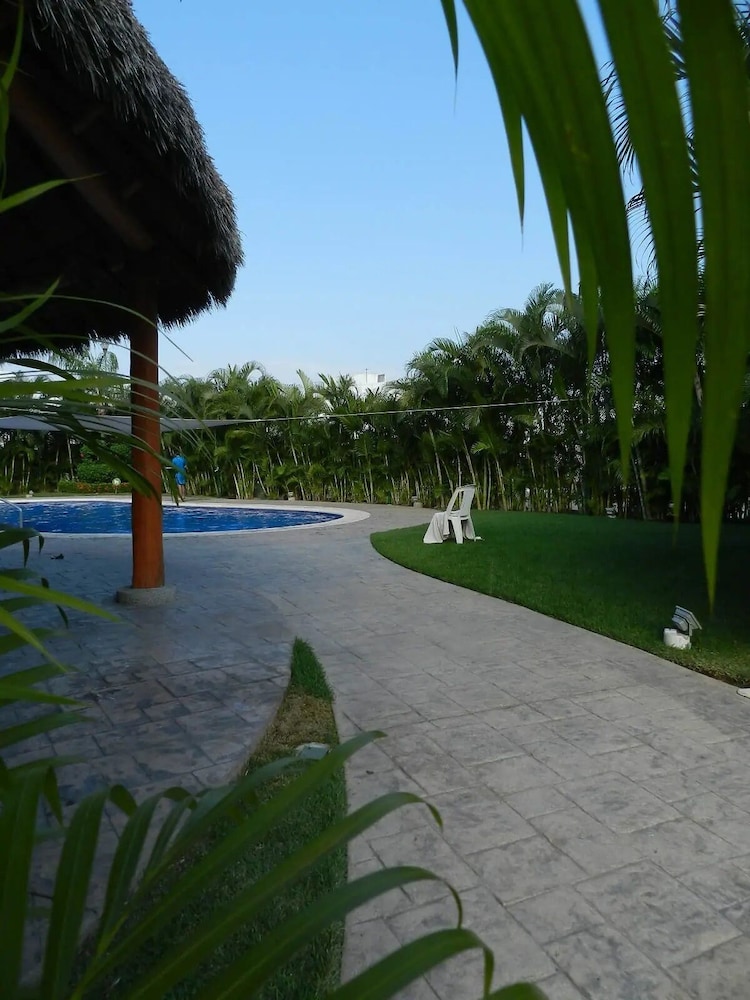 Family House photo 2