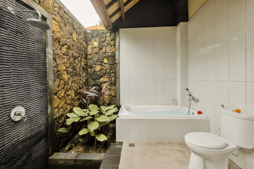 Two-Bedroom Villa with Private Pool - Photo 3