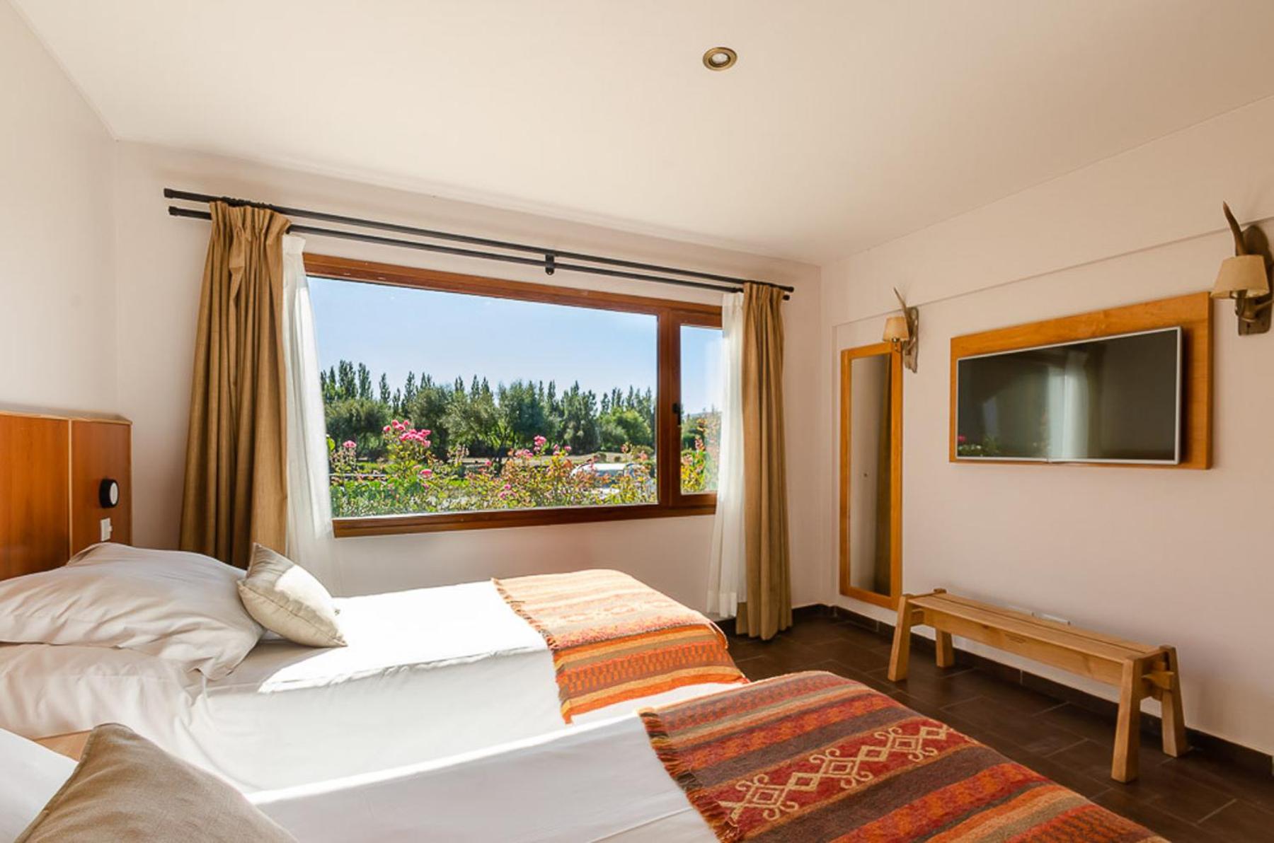 Apartment with Lake View photo 3