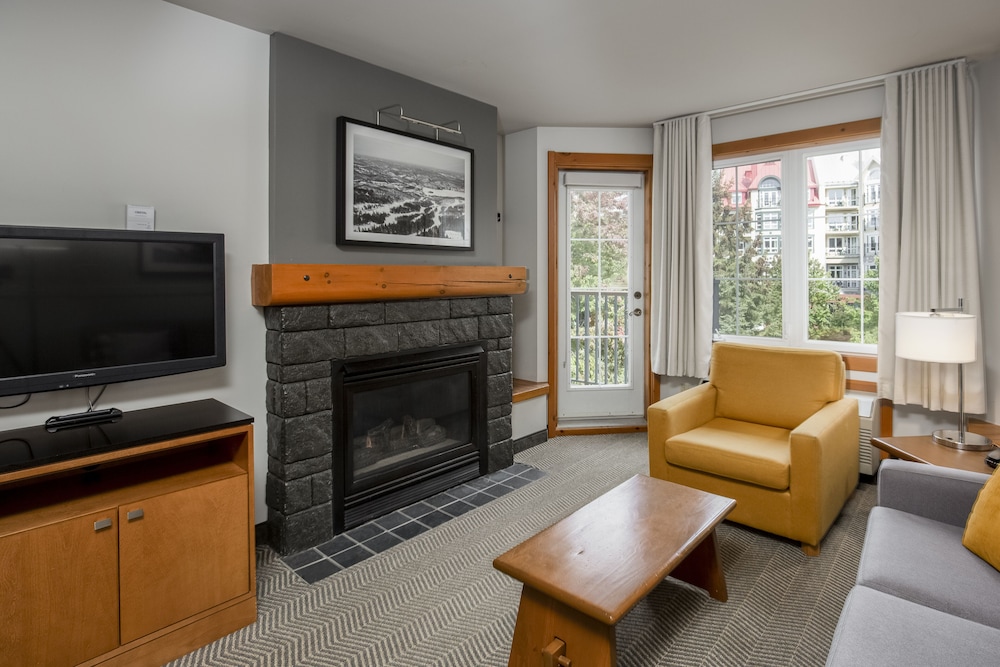 Suite, 2 Queen Beds - Photo 4