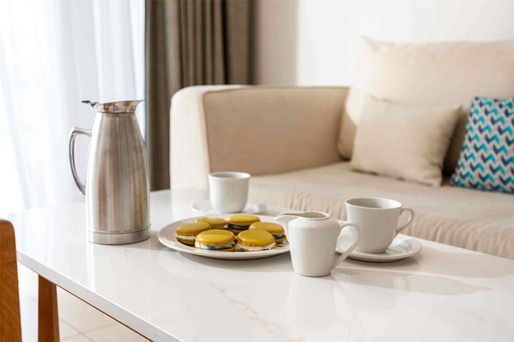 Suite, 1 King Bed, Ocean View (junior Suite King)