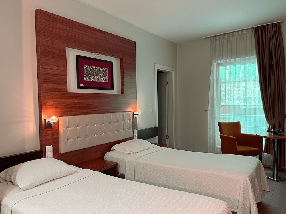 Standard Twin Room, 2 Twin Beds photo 1