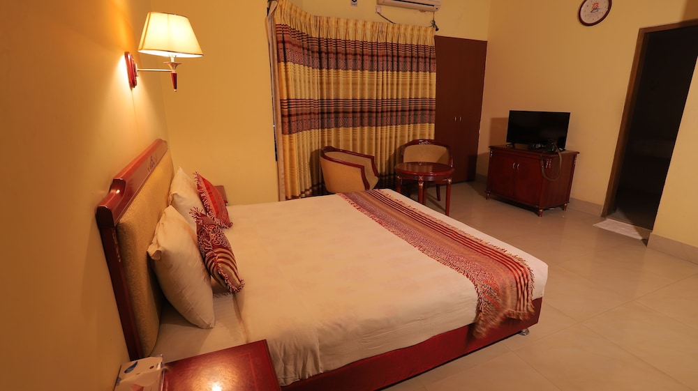 Deluxe Double Room, 1 King Bed photo 1