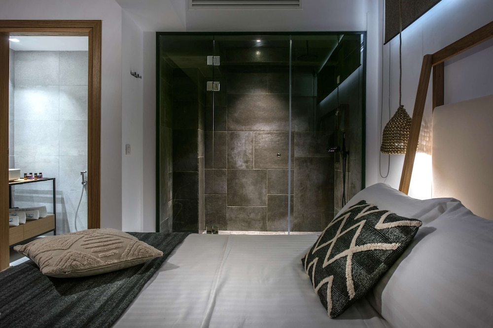 Junior Suite, 1 Bedroom, Sea View - Photo 1