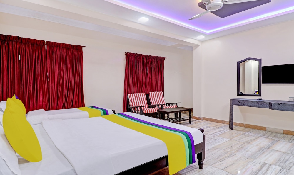 Deluxe Room - Photo 5