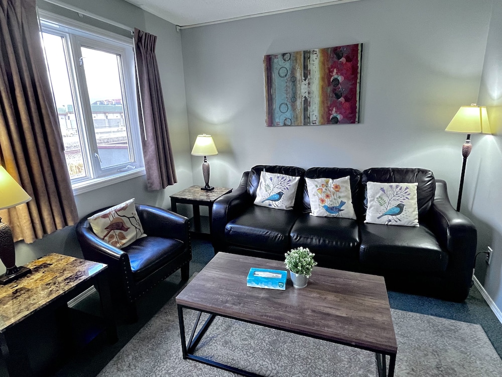 Three-Bedroom Apartment 117 - Loft, No air conditioning photo 1