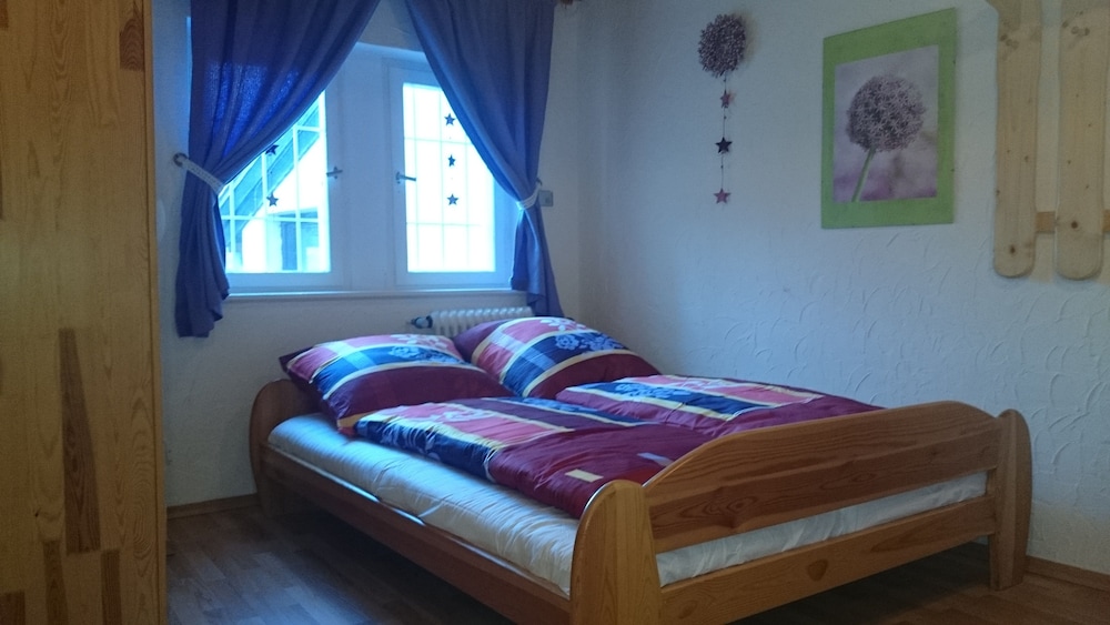 Basic Apartment, 1 Double Bed, Mountain View, Ground Floor photo 2