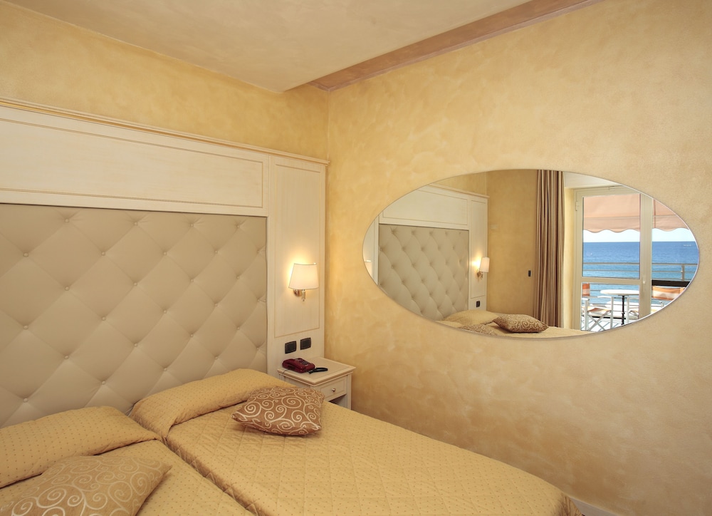 Junior Suite, Balcony, Sea View - Photo 5
