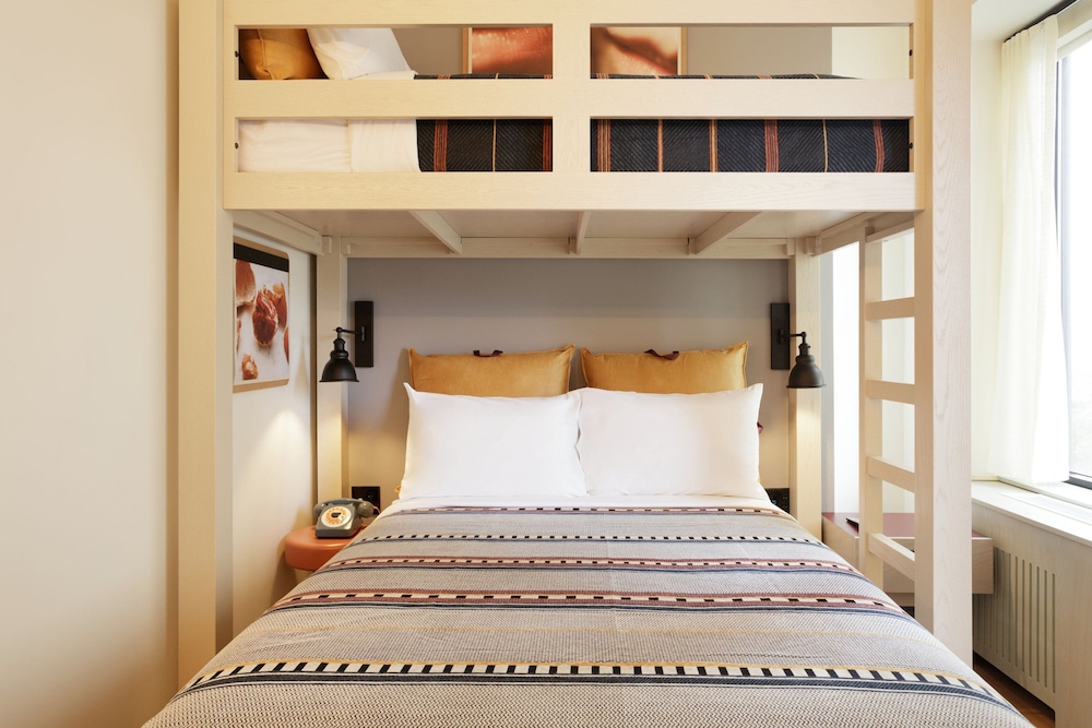 Loft, 1 Twin Bed (Hearing Accessible) photo 2