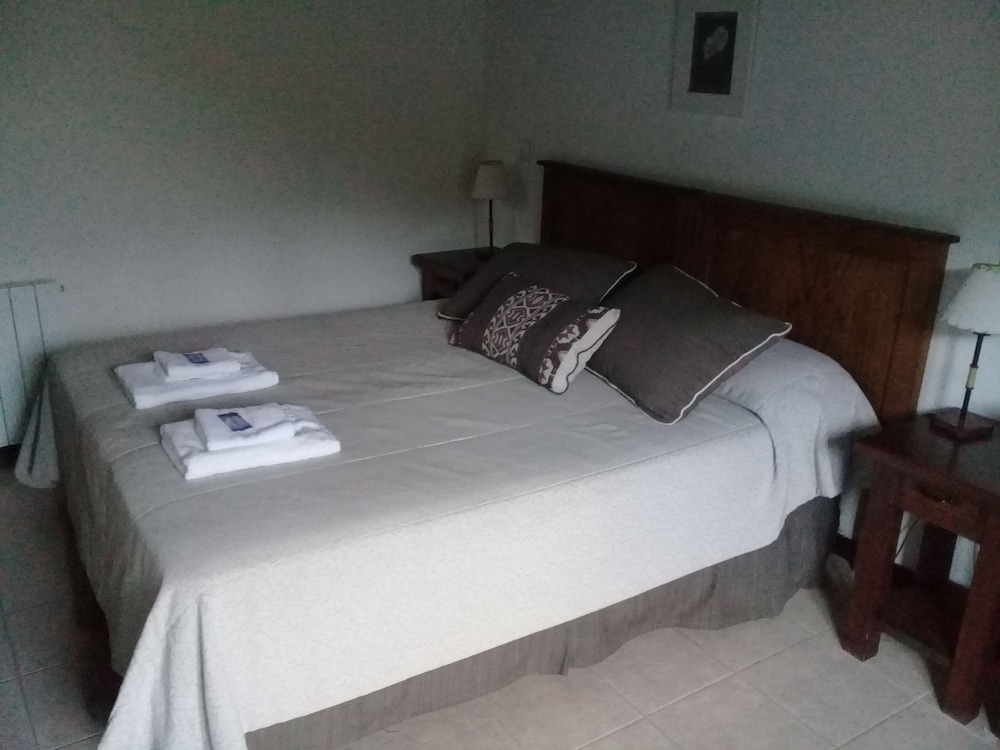 Triple Room, 1 Double Bed With Sofa Bed (1 Double And 1 Sofa Bed) photo 1