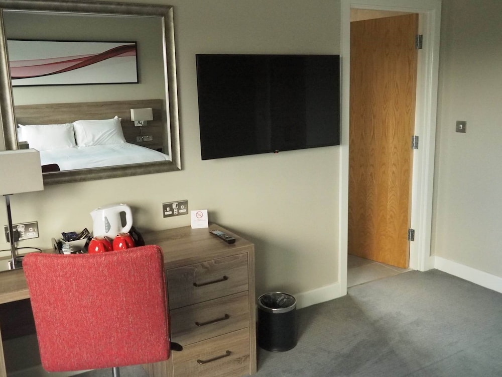 Executive Room, 1 Double Bed, Non Smoking - Photo 2