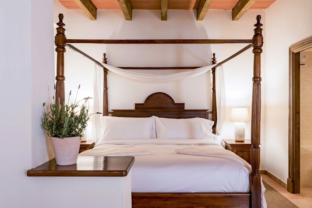 Room (Style) - Photo 3