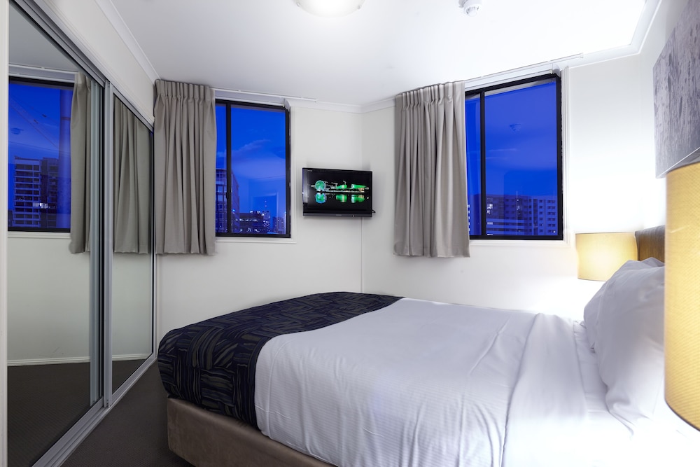 Apartment, 1 Bedroom, Balcony - Photo 2