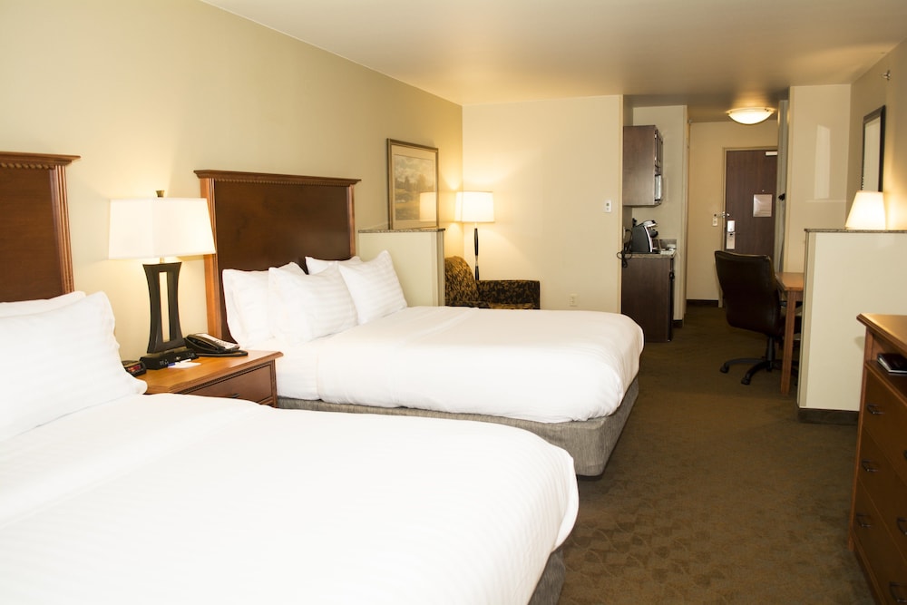 Suite, Multiple Beds photo 1