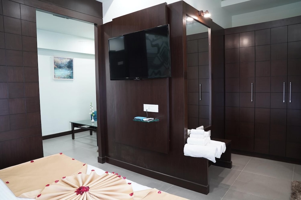 Economy Double Room, 1 Double Bed - Photo 14