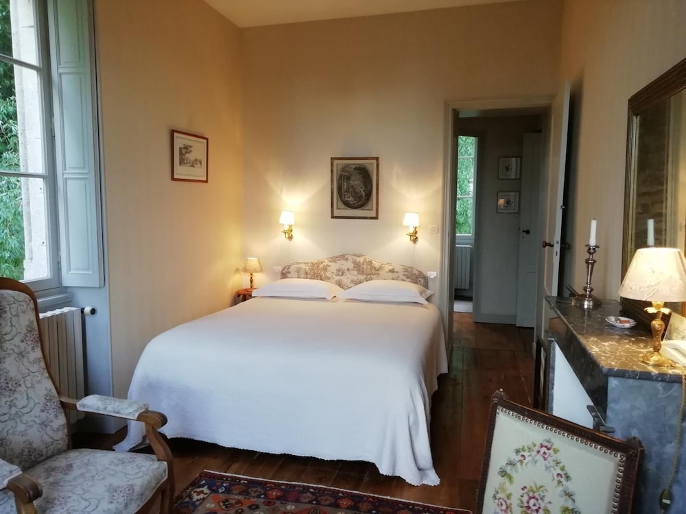Standard Double Room - Photo 5