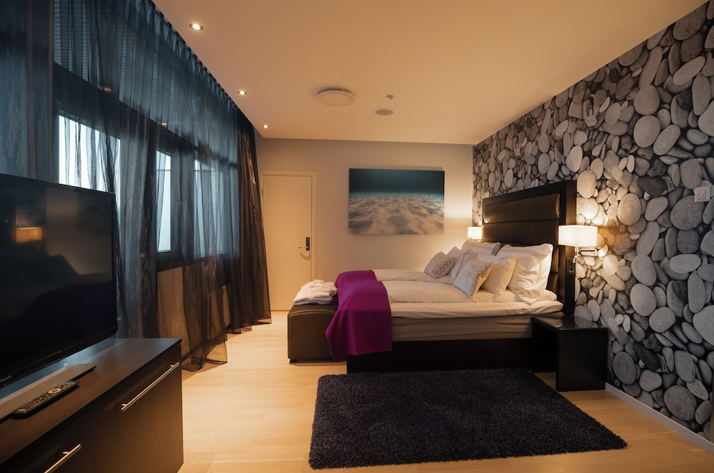 Suite, Non Smoking (King) photo 2
