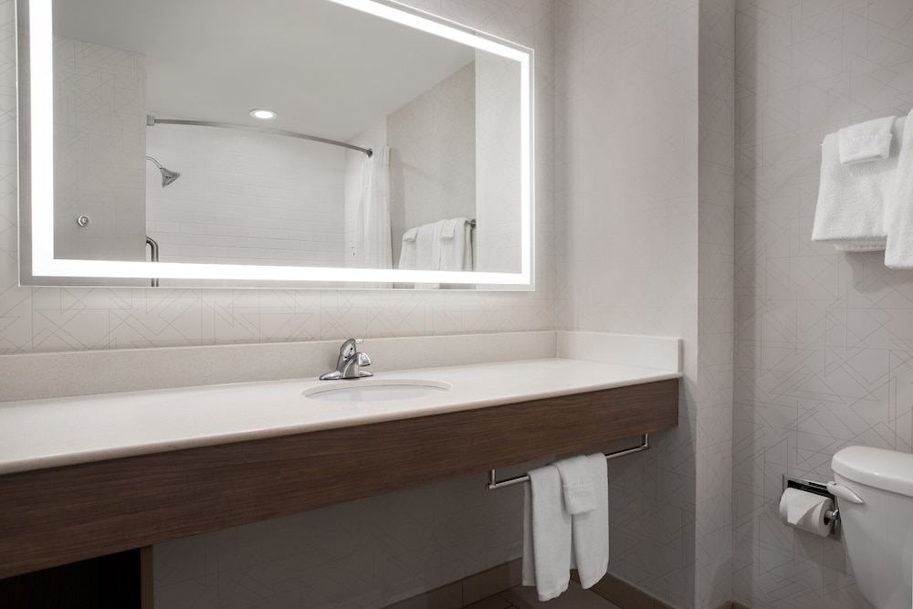 Suite, 2 Double Beds (Additional Living Area) - Photo 2