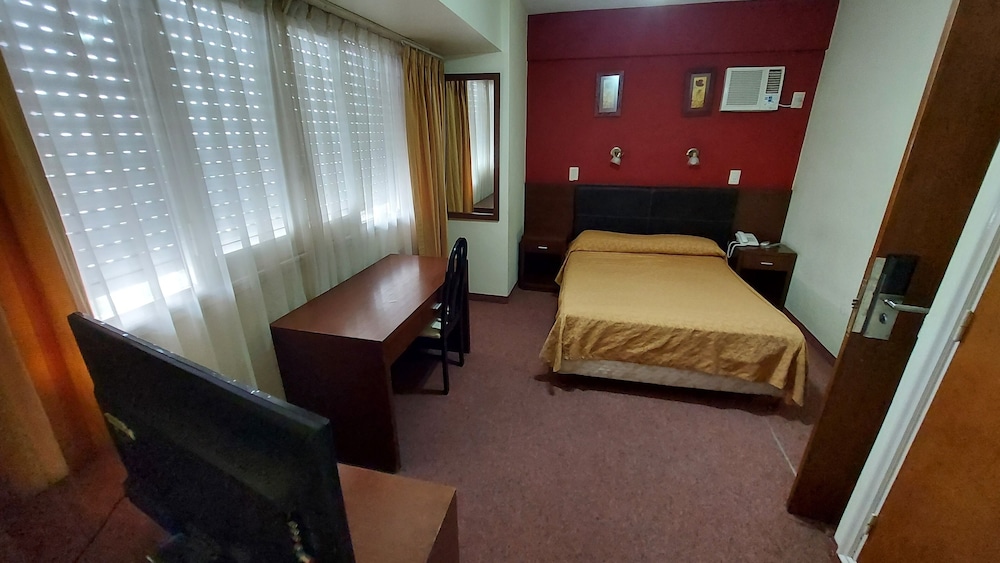 Basic Double or Twin Room photo 2