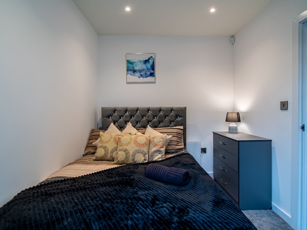 Bv Luxe 3 Slaapkamer Stadswoning in Bed Cliff Oaks, Foto 32