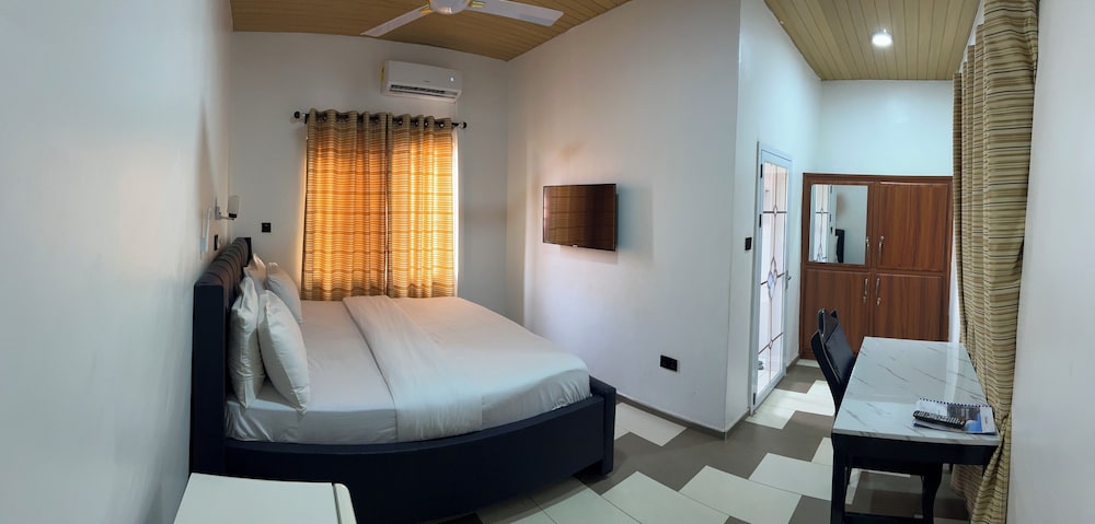 Standard Room photo 2