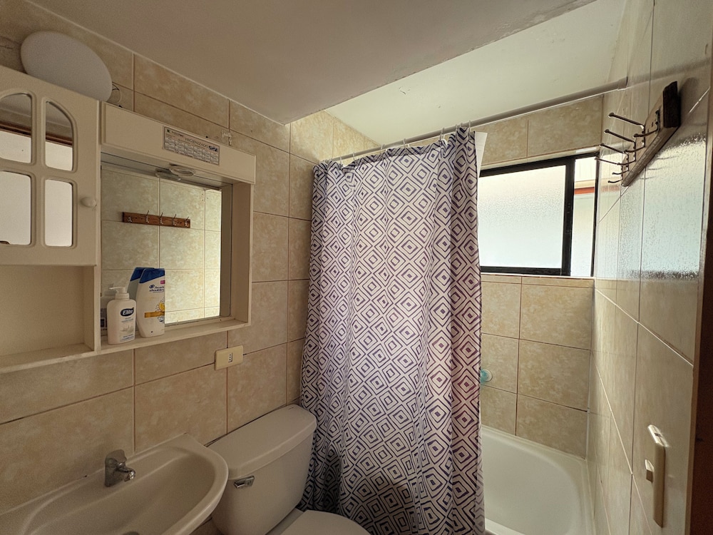 Family Duplex, Lake View photo 2