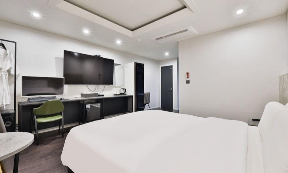 Deluxe Double Room - Photo 6